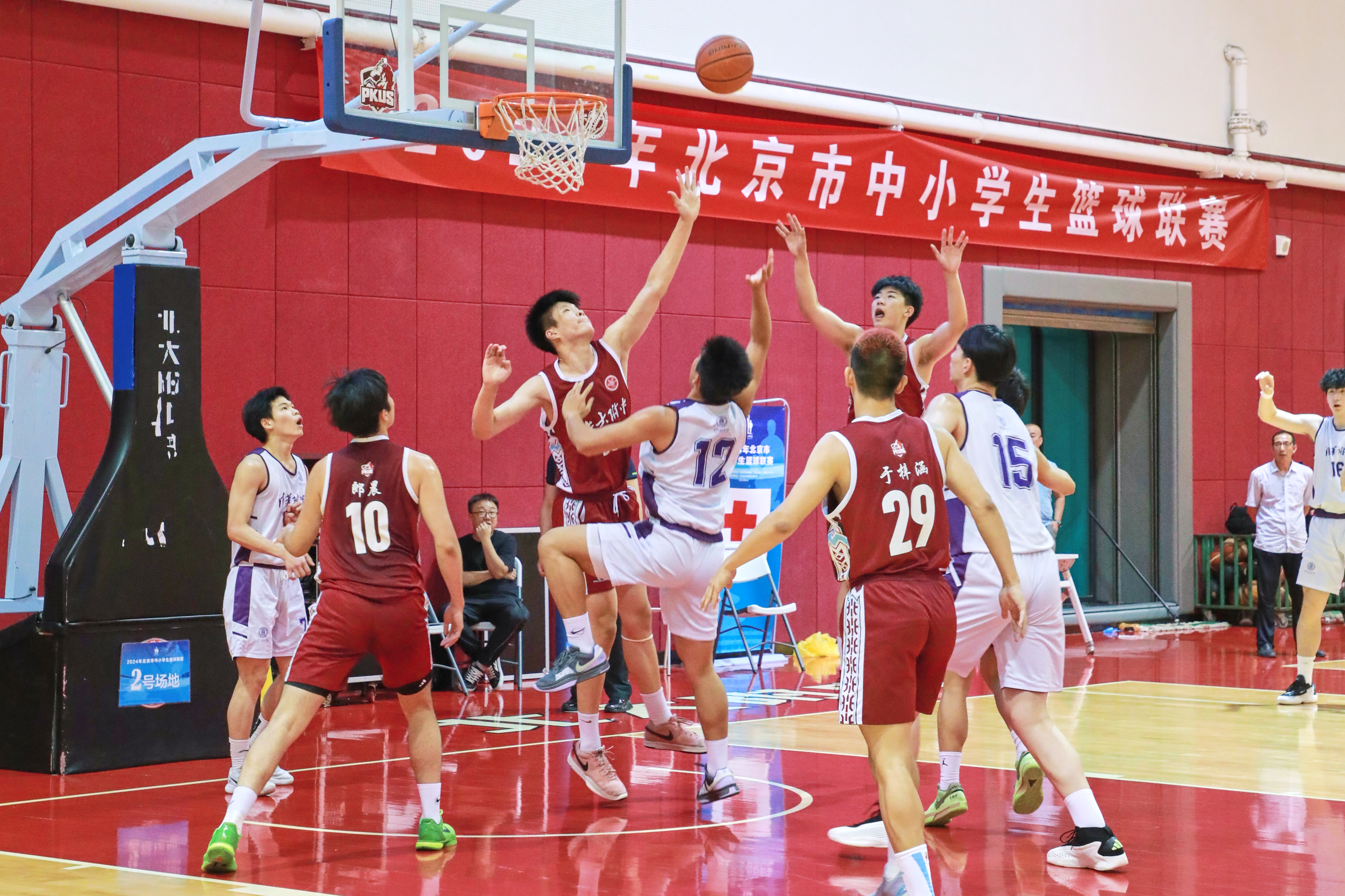 爱游戏娱乐-全面胜出！中国男子篮球联赛夺得冠军