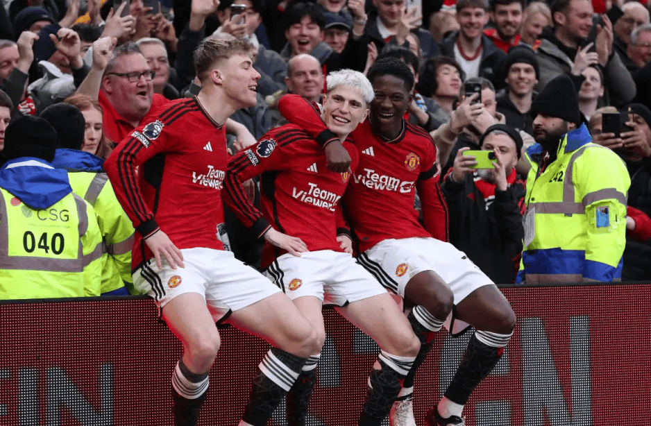 曼联艰难击败南安普顿确保联赛前进 曼联艰难击败南安普顿确保联赛前进