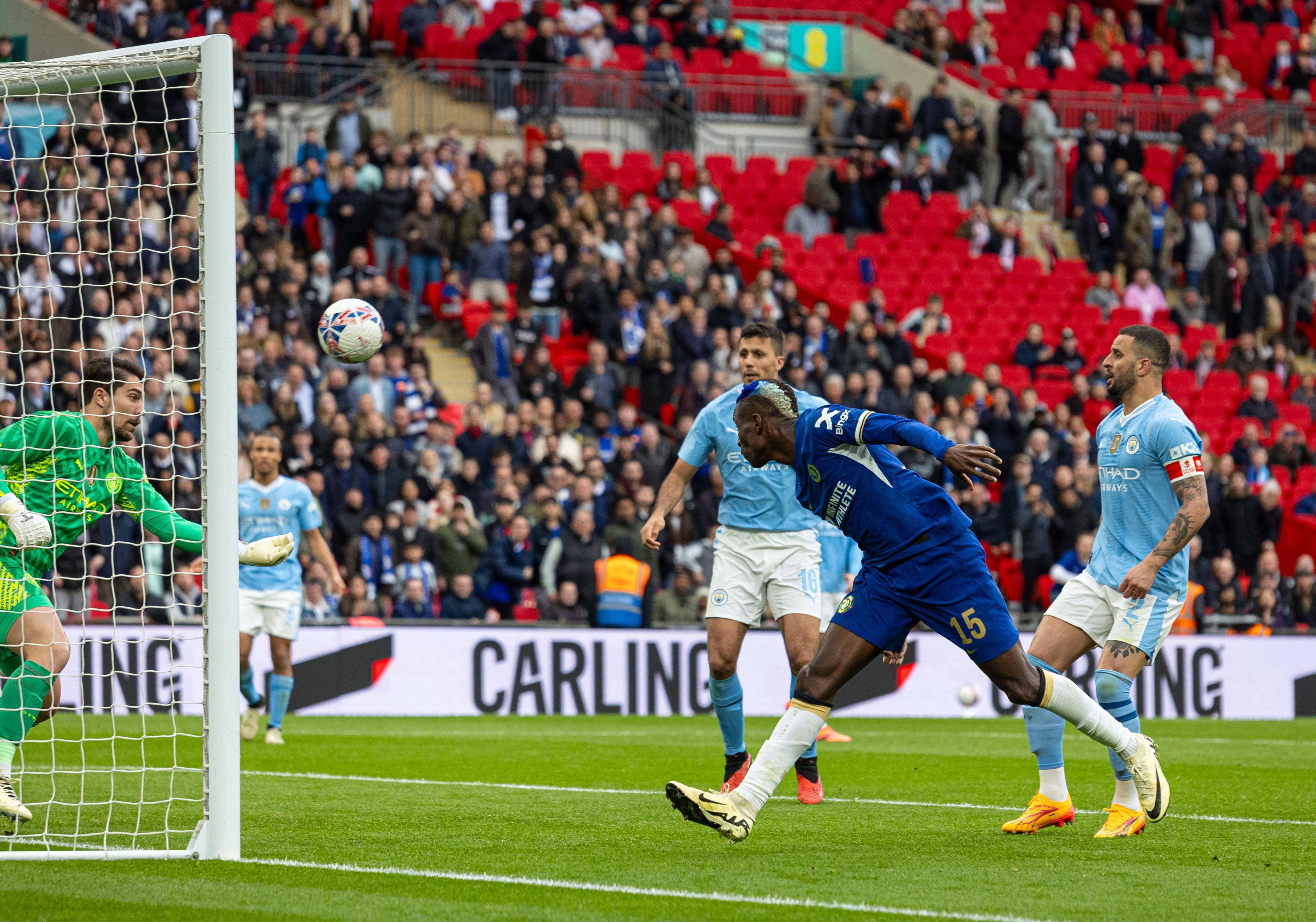 关于水晶宫主场平局,保持不败势头的信息 关于水晶宫主场平局,保持不败势头的信息