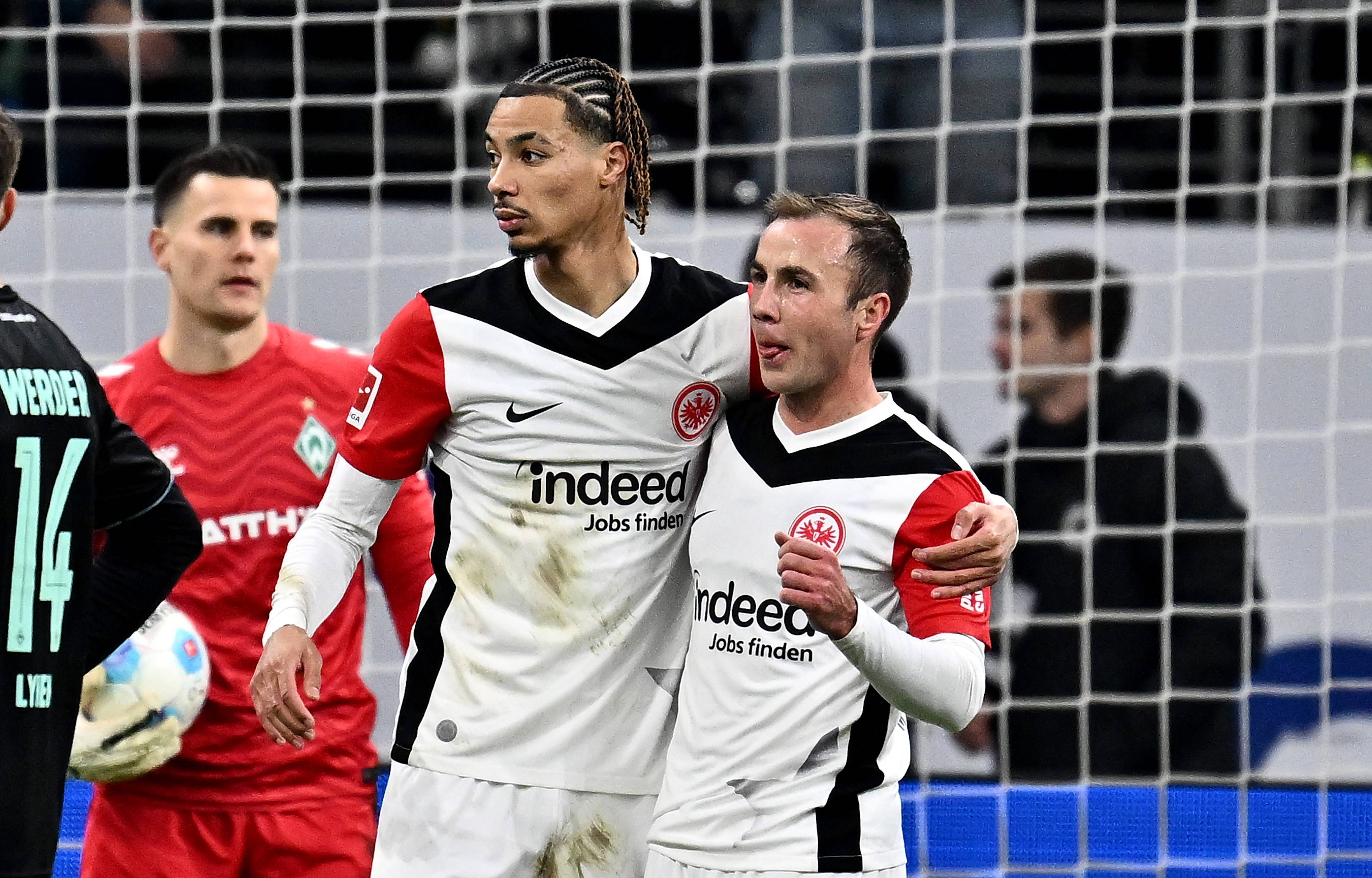 法兰克福轻松胜利,稳居积分榜前列的简单介绍 法兰克福轻松胜利,稳居积分榜前列的简单介绍