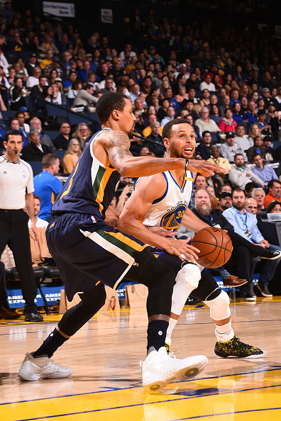 DFM碾压EG,BDD线上压制力十足激烈交锋入围赛,引爆全场热议 DFM碾压EG,BDD线上压制力十足激烈交锋入围赛,引爆全场热议