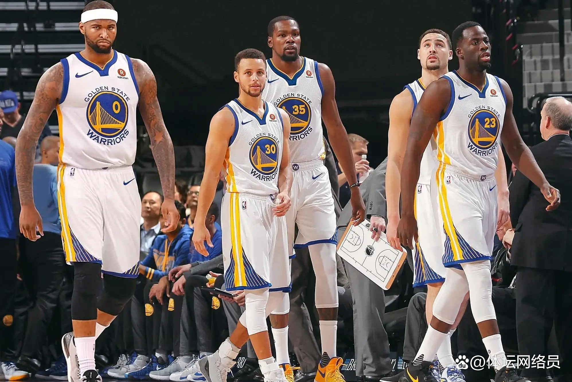 勇士队晋级总决赛,封王夺冠希望 勇士队晋级总决赛,封王夺冠希望