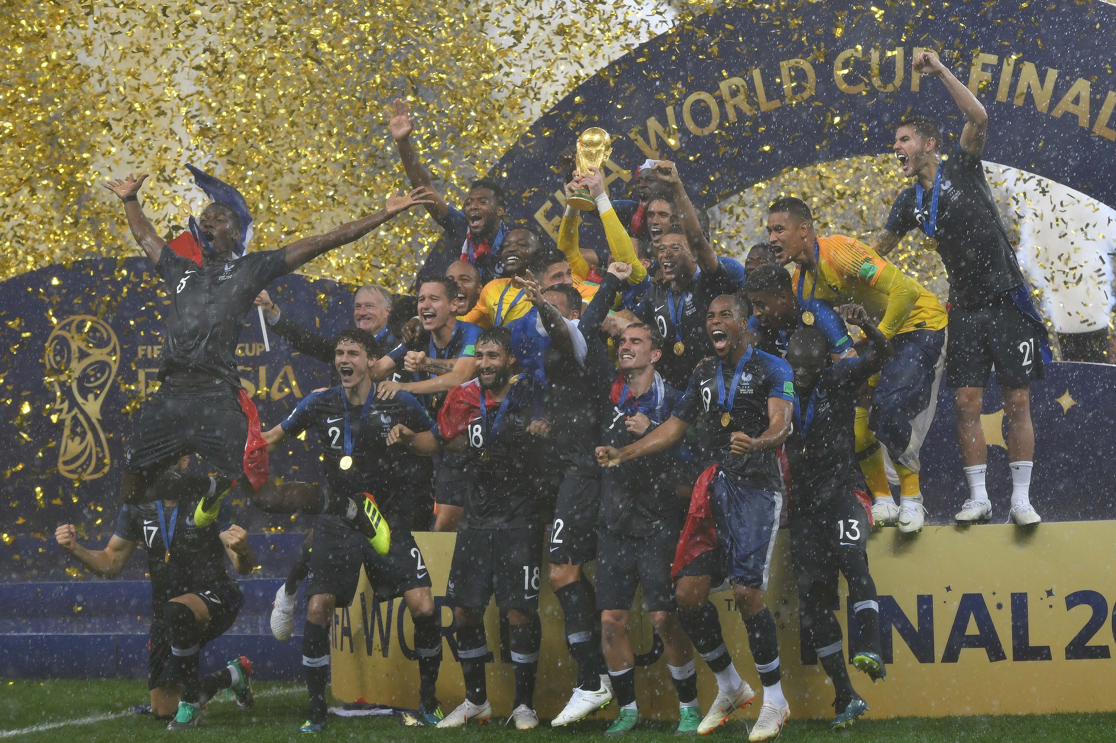 法国足球比赛中球队的表现令人惊艳 法国足球比赛中球队的表现令人惊艳