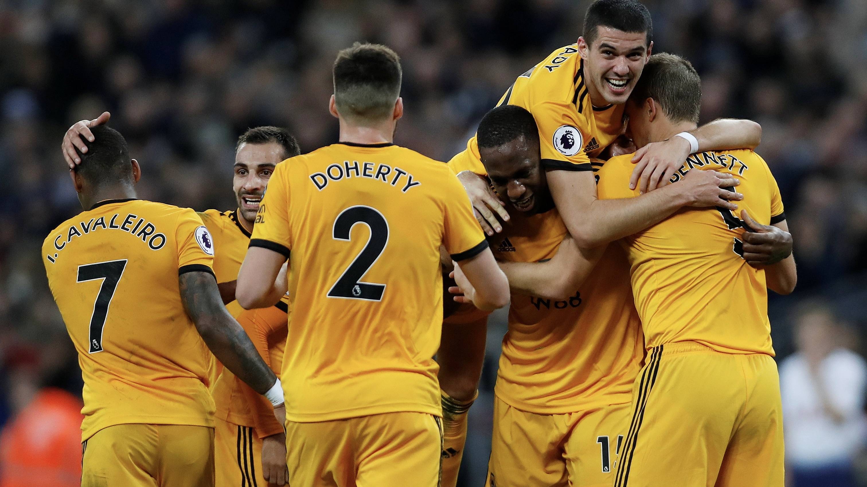 爱游戏娱乐-西汉姆联客场击败对手，实现三连胜的简单介绍