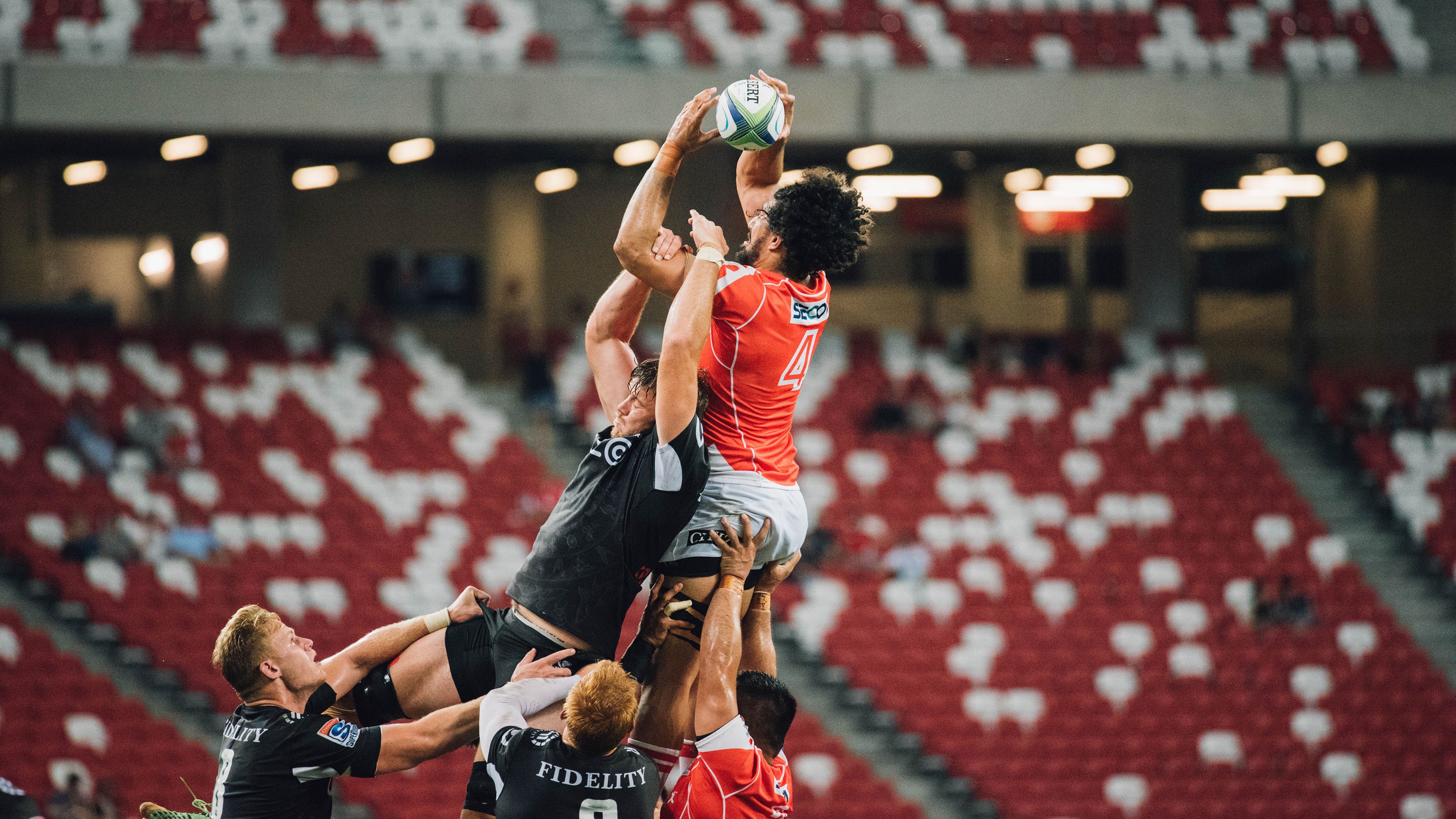 火箭冲天而起，红牛飞驰依旧，体育世界里的极致反转